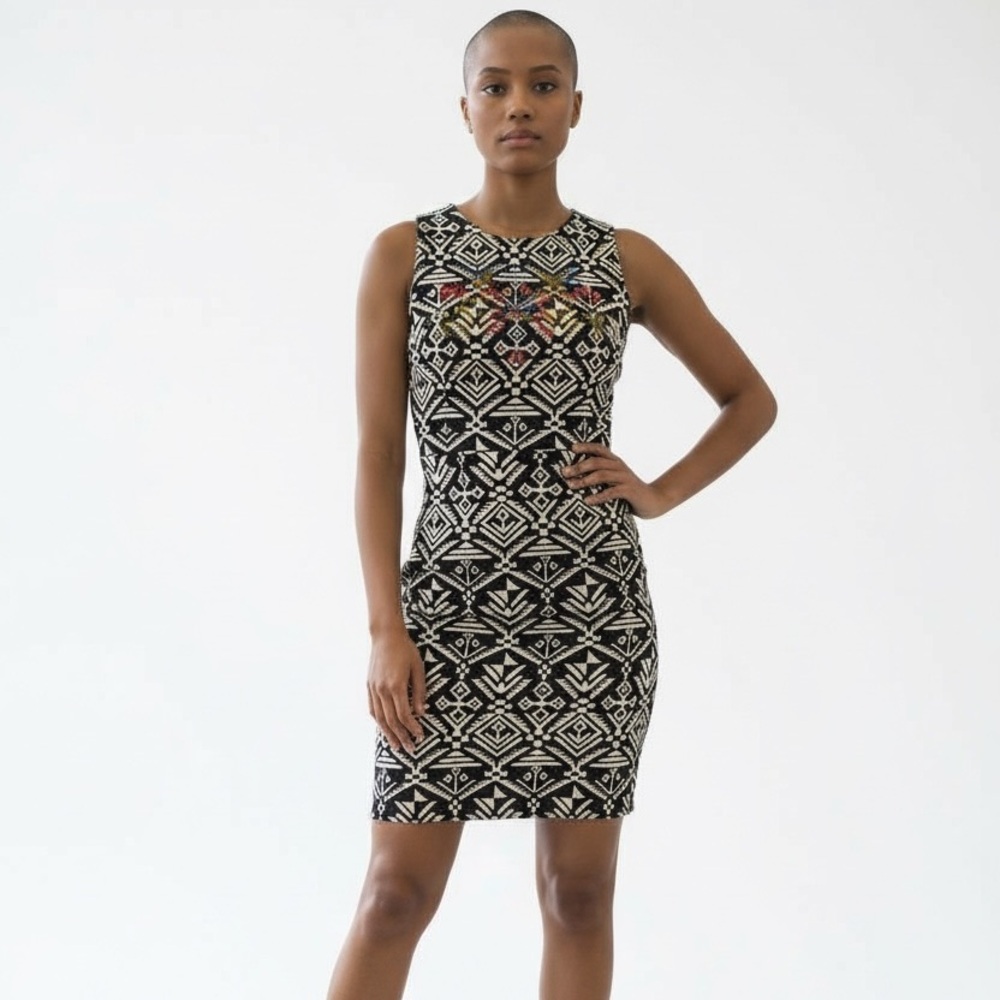 ASTR Geometric Open Back Sleeveless Mini Dress Black White Size S